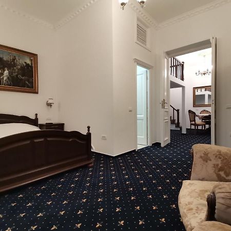 Weiss Little Palace Braşov Exterior foto