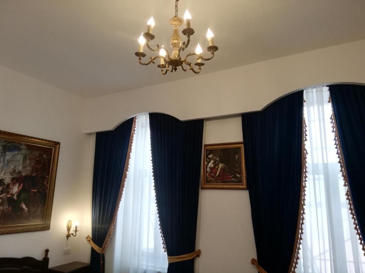 Weiss Little Palace Braşov Exterior foto