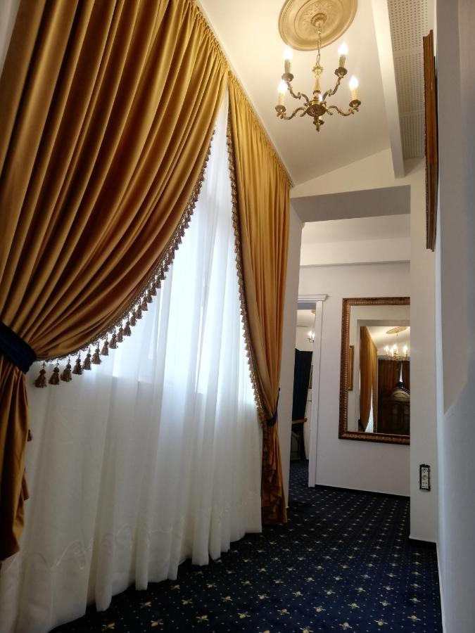 Weiss Little Palace Braşov Exterior foto