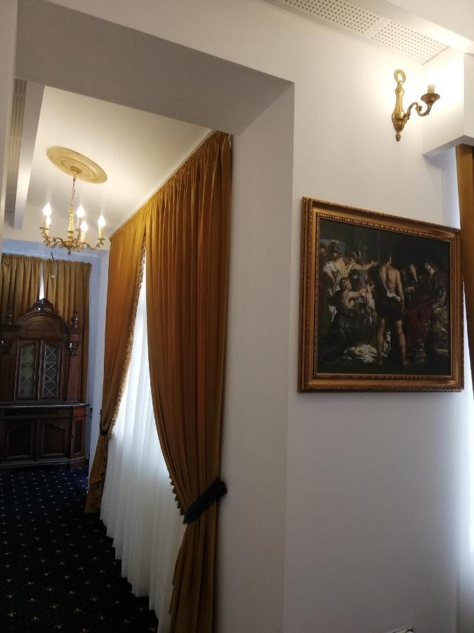 Weiss Little Palace Braşov Exterior foto