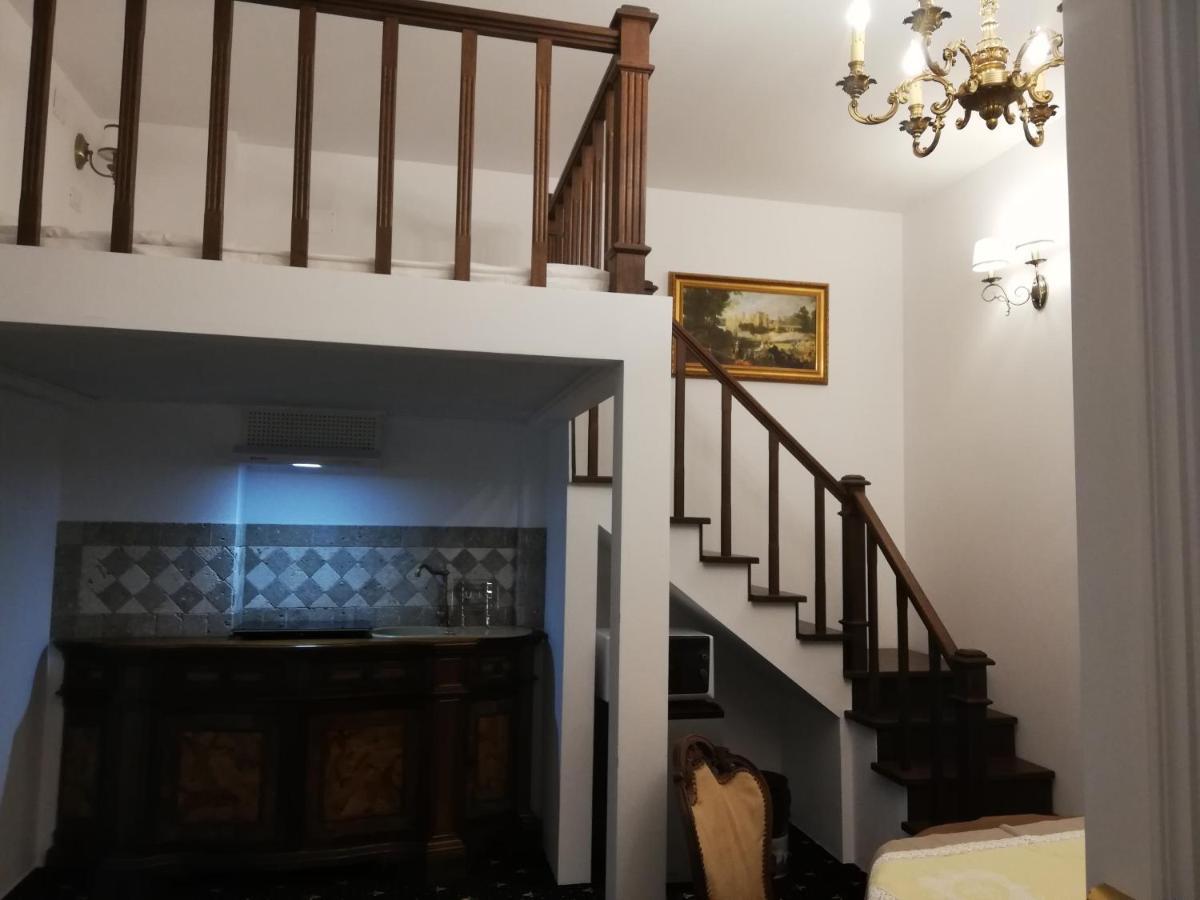 Weiss Little Palace Braşov Exterior foto